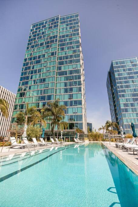 Lovely Upscale High Rise Private Parking & Pool Apartment Los Angeles Exterior foto